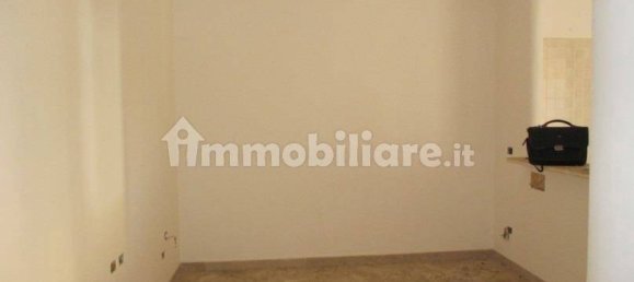 Здание с 2 спальнями в Торитто, Италия № 203825 9