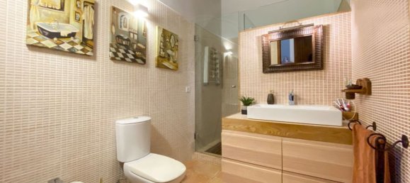 3 bedrooms House in Angra do Heroismo, Portugal No. 183283 12