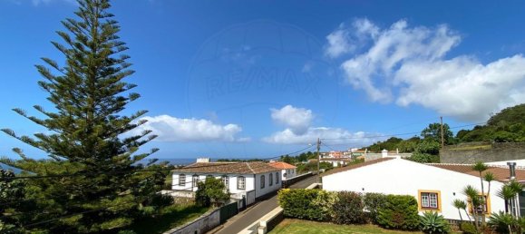 3 bedrooms House in Angra do Heroismo, Portugal No. 183283 6