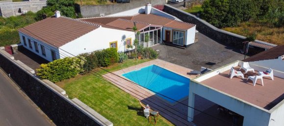3 bedrooms House in Angra do Heroismo, Portugal No. 183283 24