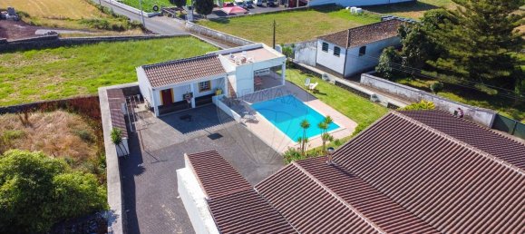 3 bedrooms House in Angra do Heroismo, Portugal No. 183283 26