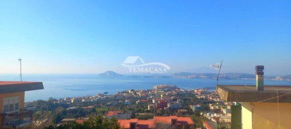 4 rooms Apartment in Pozzuoli, Italy No. 78004 5