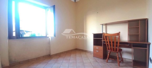 4 rooms Apartment in Pozzuoli, Italy No. 78004 16