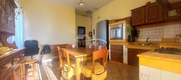 4 rooms Apartment in Pozzuoli, Italy No. 78004 9
