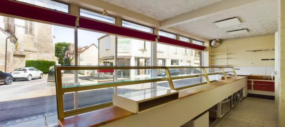 4 Schlafzimmer Gebäude in Aube, France, Nr. 264643 5