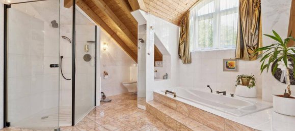 Дом с 9 комнатами в Boblingen, Германия № 55867 7