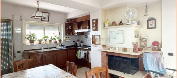 6 rooms Villa in Formia, Italy No. 263248 11