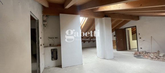 2 bedrooms Apartment in Bologna, Italy No. 57538 5