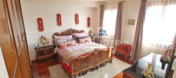 3 chambres Villa à Santa Maria di Sala, Italy No. 149090 10