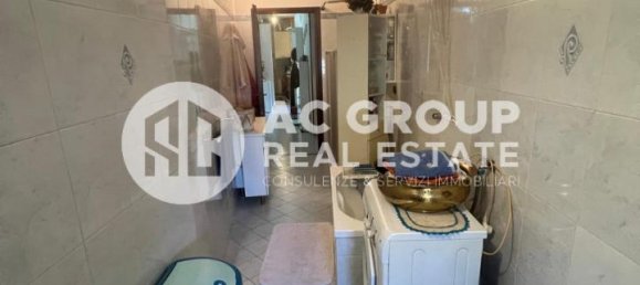 Квартира с 2 комнатами в Сенаго, Италия № 66084 12