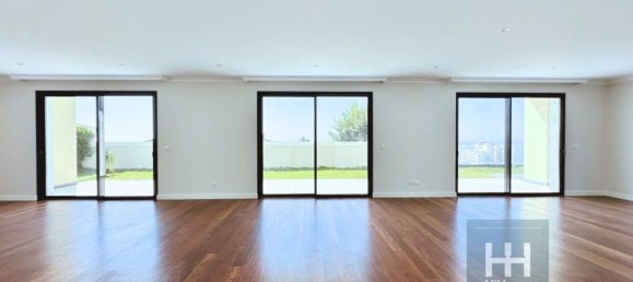 Дом с 3 спальнями в Фуншал, Португалия № 145817 12