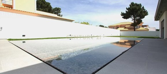 Villa de 5 dormitorios en Corroios, Portugal No. 103536 24