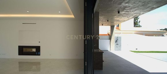 Villa de 5 dormitorios en Corroios, Portugal No. 103536 14