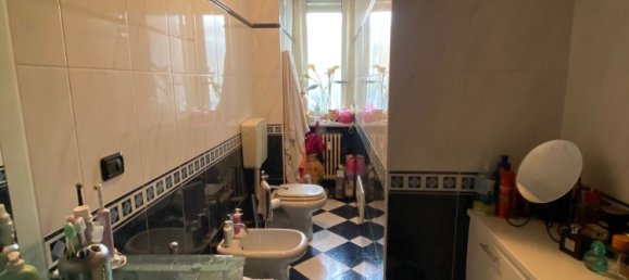4 rooms Apartment in Turin, Italy No. 213566 10