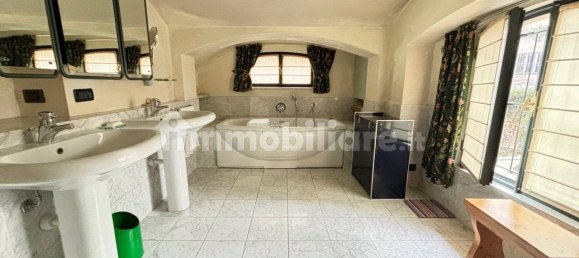 2 bedrooms Apartment in Turin, Italy No. 163161 50