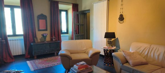 3 bedrooms Castles in Carapelle Calvisio, Italy No. 105625 9