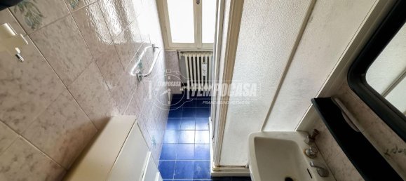 4 rooms Apartment in Ferrara, Italy No. 30675 16