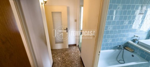 4 rooms Apartment in Ferrara, Italy No. 30675 20