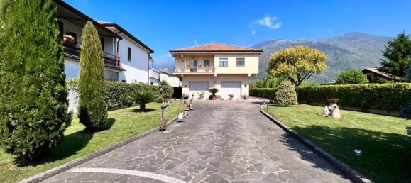 5 bedrooms Villa in Sora, Italy No. 152010 3