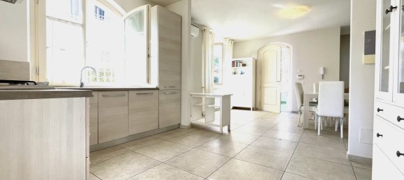 2 bedrooms Villa in Forte dei Marmi, Italy No. 229146 13