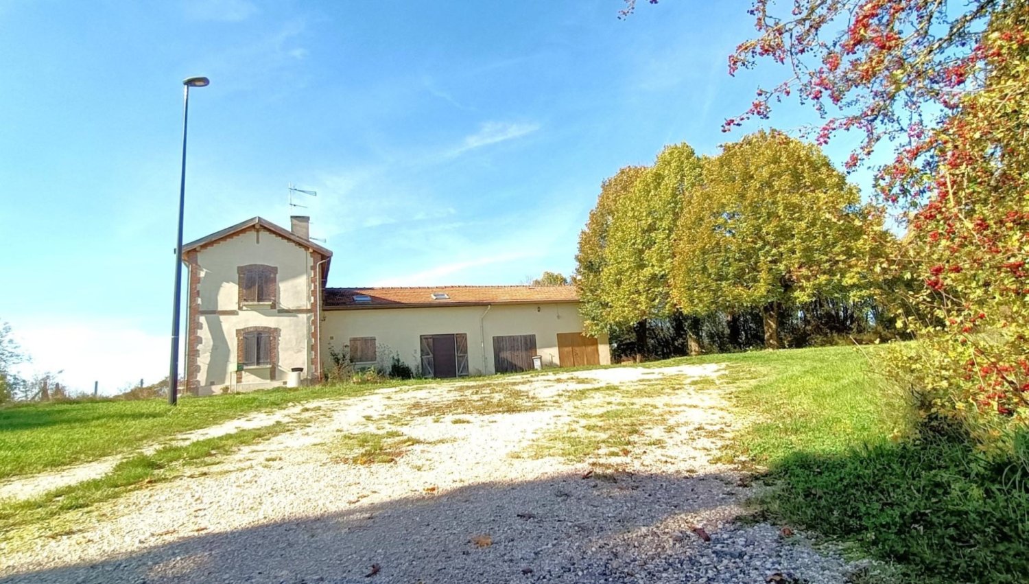 5 bedrooms Villa in Herbisse, France No. 153216