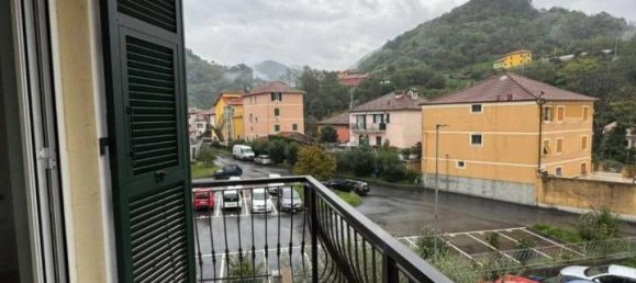 3 rooms Apartment in Serra Riccò, Italy No. 39389 5