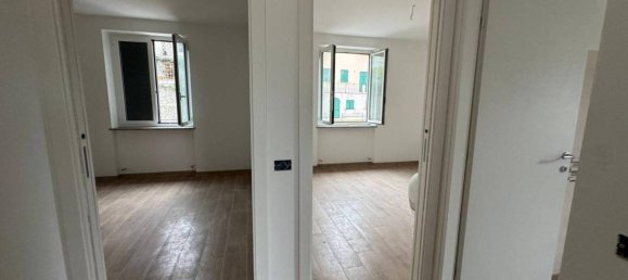3 rooms Apartment in Serra Riccò, Italy No. 39389 4