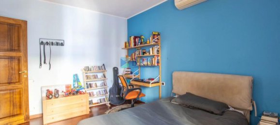 Apartamento de 3 dormitorios en Olbia, Italy No. 326996 18