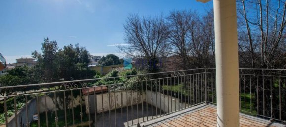 Apartamento de 3 dormitorios en Olbia, Italy No. 326996 12