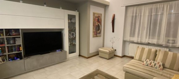 Квартира с 5 комнатами в Пистоя, Италия № 45981 8