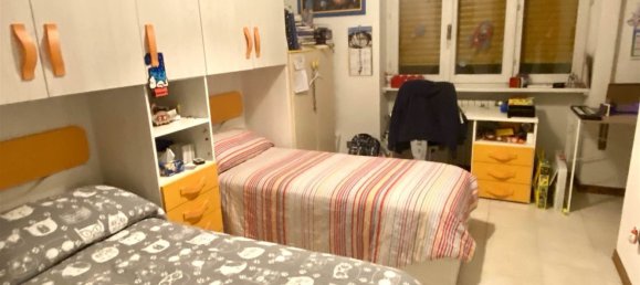 Квартира с 5 комнатами в Пистоя, Италия № 45981 30