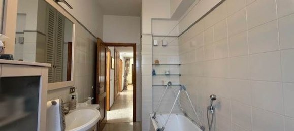 Квартира с 5 комнатами в Пистоя, Италия № 45981 42