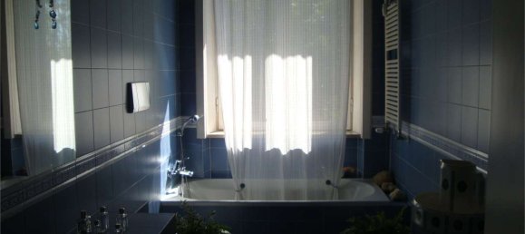 3 bedrooms Apartment in Milan, Italy No. 291812 8