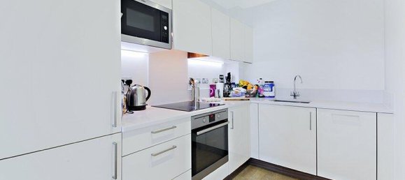 1 bedroom Apartment in London, United Kingdom No. 4361 2