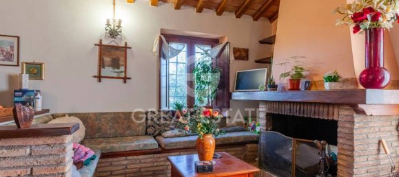 6 bedrooms House in San Venanzo, Italy No. 238565 10