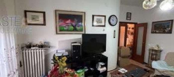 5 Schlafzimmer Wohnung in Quarrata, Italy, Nr. 319751 12