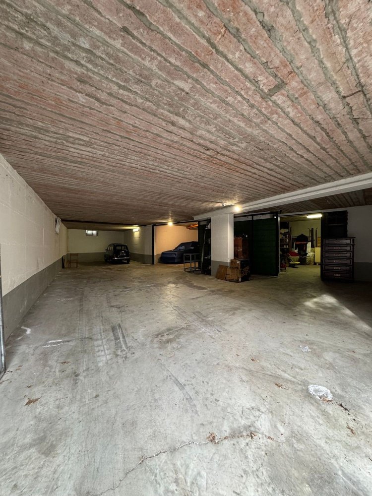 210m² Commercial property in Alseno, Italy No. 332844