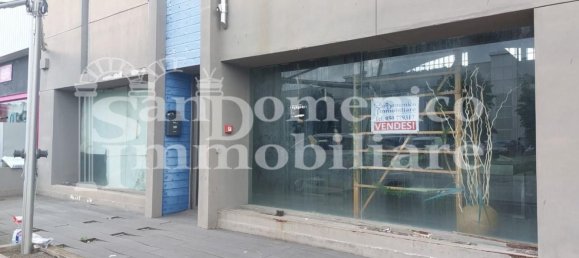 Entrepôt à Pontedera, Italy 235m² No. 323915 15