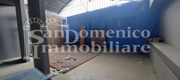 Entrepôt à Pontedera, Italy 235m² No. 323915 7