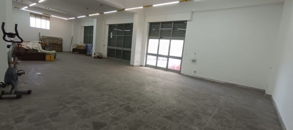 Gewerbliche Immobilie in Reggio Calabria, Italy 154m², Nr. 288617 4