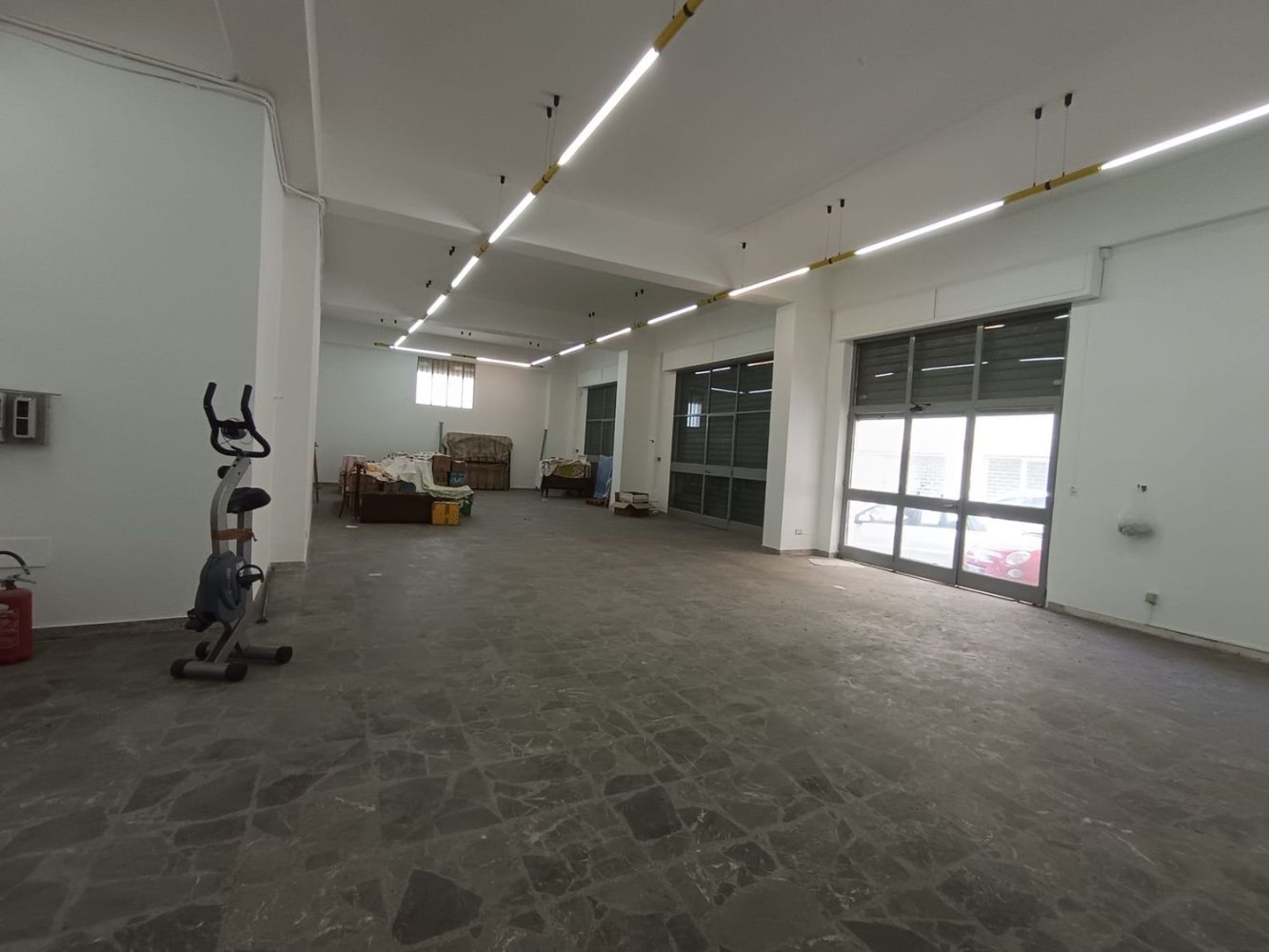 Gewerbliche Immobilie in Reggio Calabria, Italy 154m², Nr. 288617