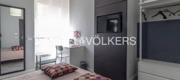 11 bedrooms Apartment in Rome, Italy No. 296874 3