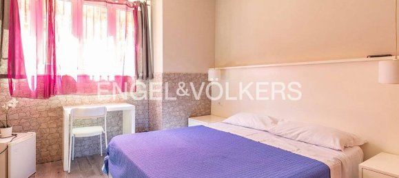 11 bedrooms Apartment in Rome, Italy No. 296874 9