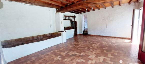 5 bedrooms House in Yonne, France No. 363666 6