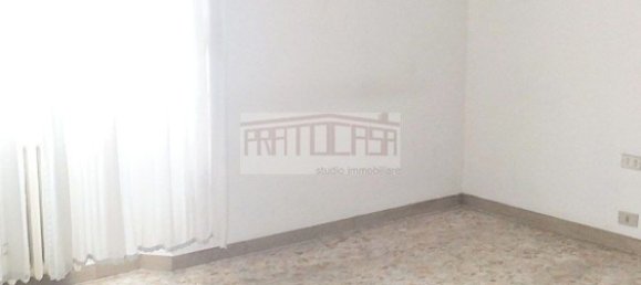 5 غرف نوم شقة في Prato, Italy رقم 318193 18