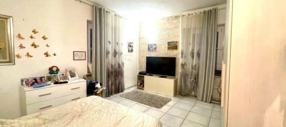 4 rooms Apartment in La Spezia, Italy No. 156248 9