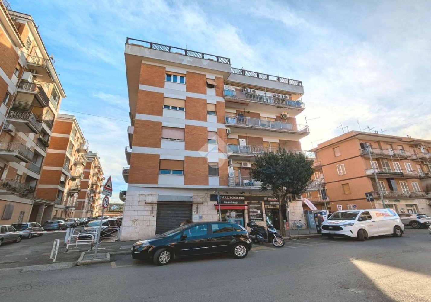 Apartamento de 3 divisões em Ciampino, Italy N.º 215471