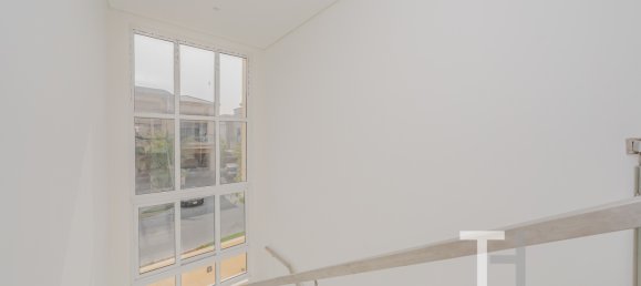 5 bedrooms Villa in The Villa, UAE No. 32197 13