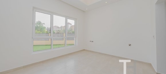 5 bedrooms Villa in The Villa, UAE No. 32197 19