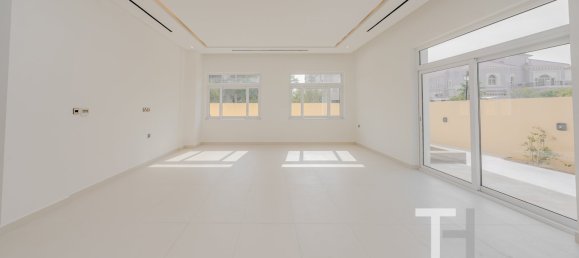 5 bedrooms Villa in The Villa, UAE No. 32197 6